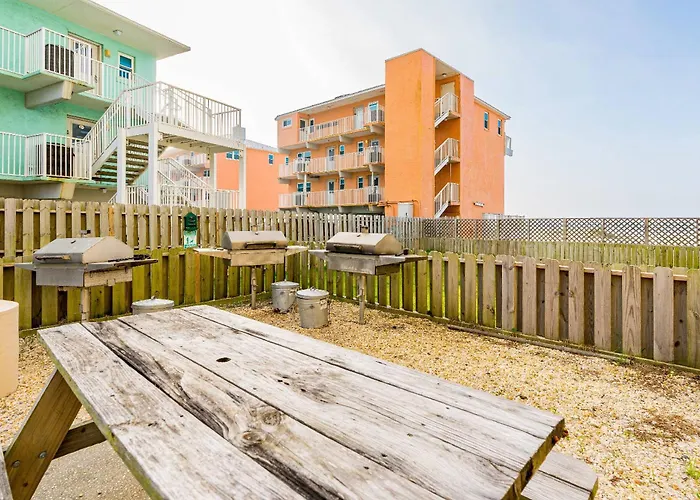 Holiday home Crystal Shores 1201 *